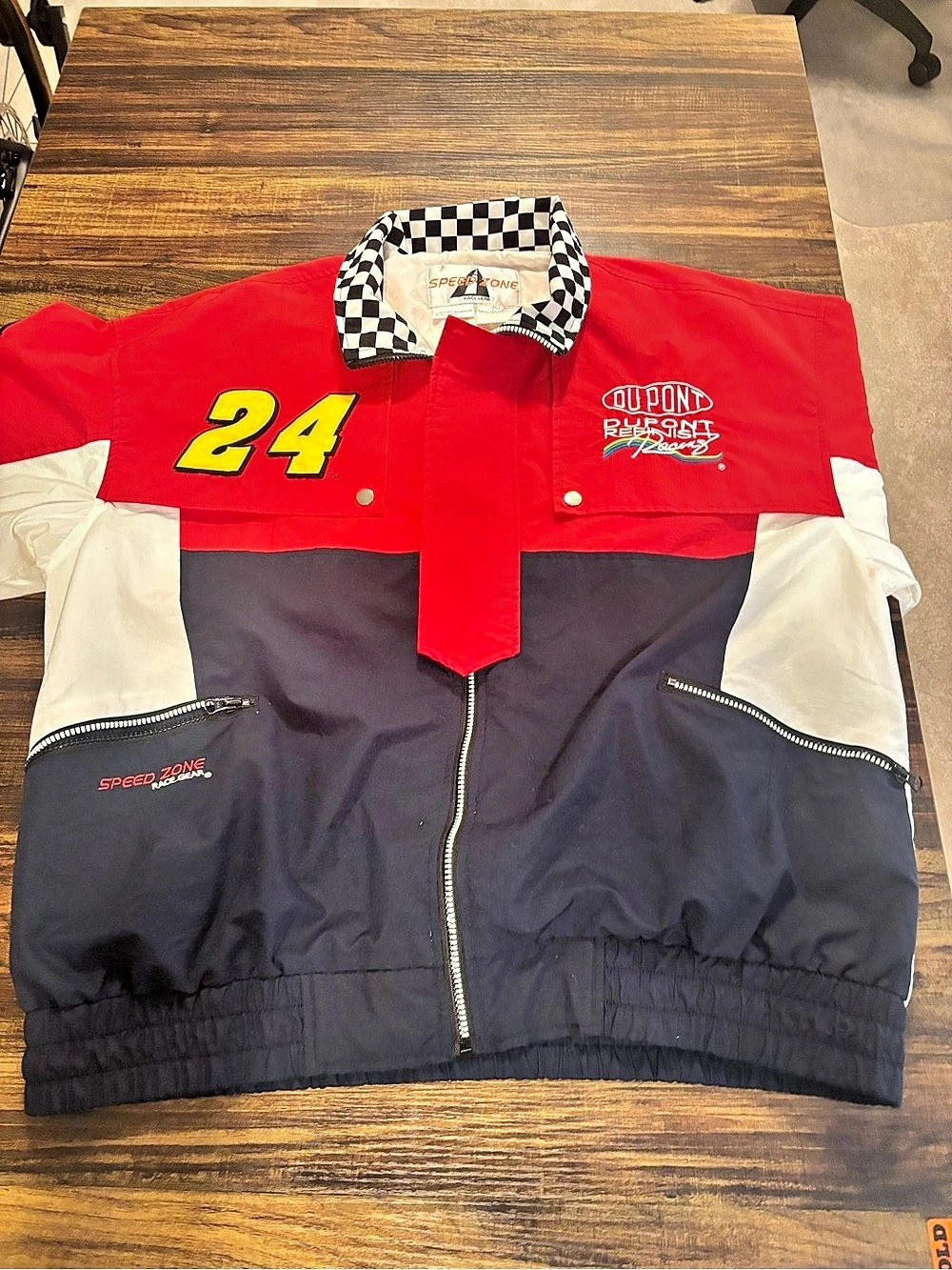 Speed Zone Jeff Gordon 1995 Winston Cup Champion DuPont Racing Jacket Racing